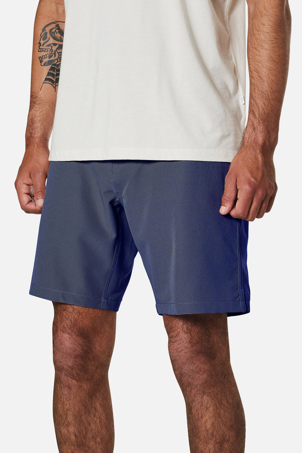 WONDERER HYBRID SHORT